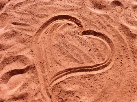 Heart on Sand · Free Stock Photo