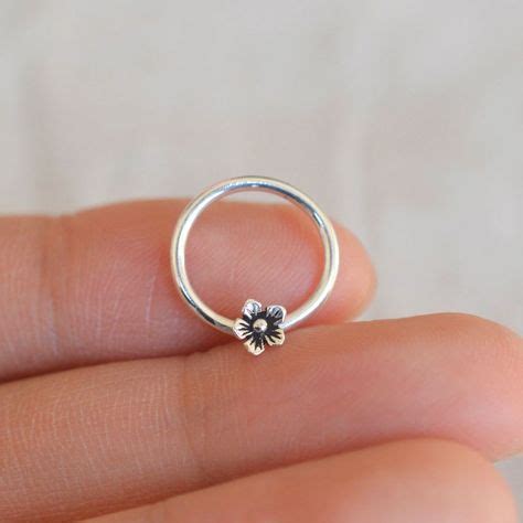 Trendy Septum Rings for a Unique Style Statement