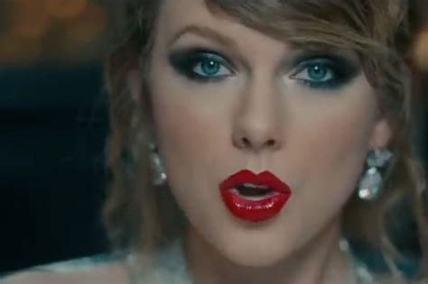 The Looks from Taylor Swift’s Look What You Made Me Do Video