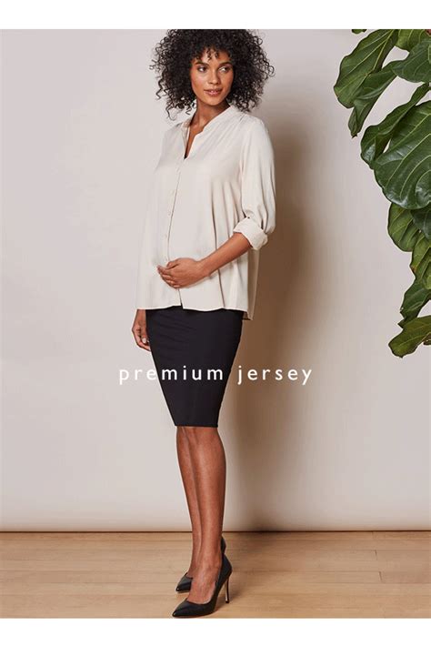 With a few maternity focused pieces in your capsule wardrobe arsenal to adapt to your changing ...