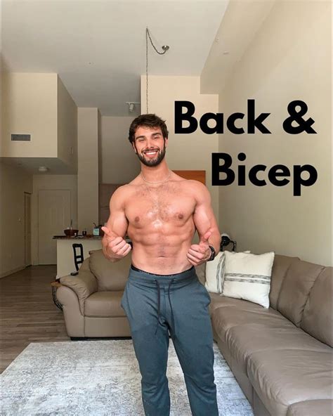 Jordan Morello on Instagram: "Home Back & Bicep Workout! 🏋🏽‍♀️ Using ...