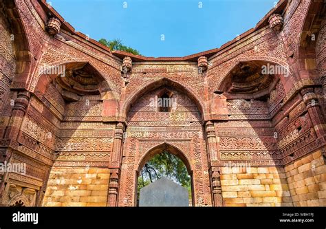 Tomb of Iltutmish at Qutb Complex in Delhi, India Stock Photo - Alamy