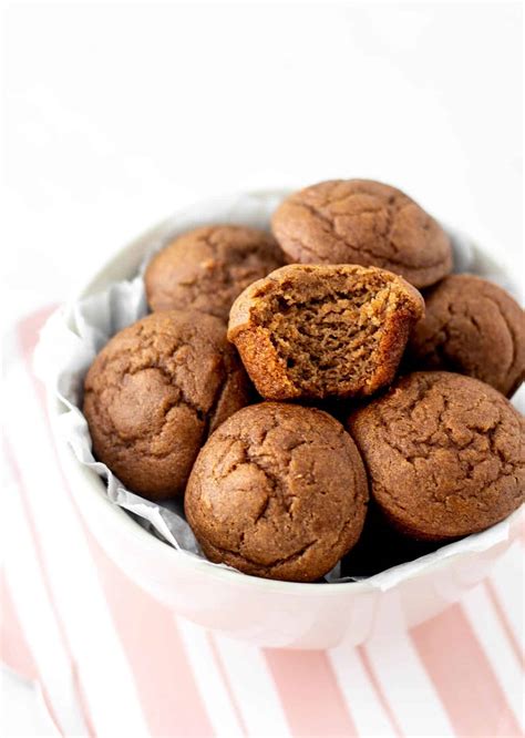 Healthy Date Muffins {No Sugar Added} - Healthy Kids Recipes