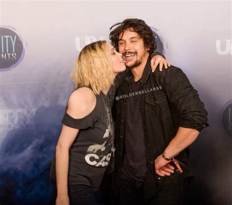 bob morley and eliza taylor | The 100, The 100 show, Bellamy the 100