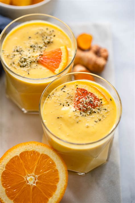 Mango Turmeric Smoothie | Dietitian Debbie Dishes - Karinokada