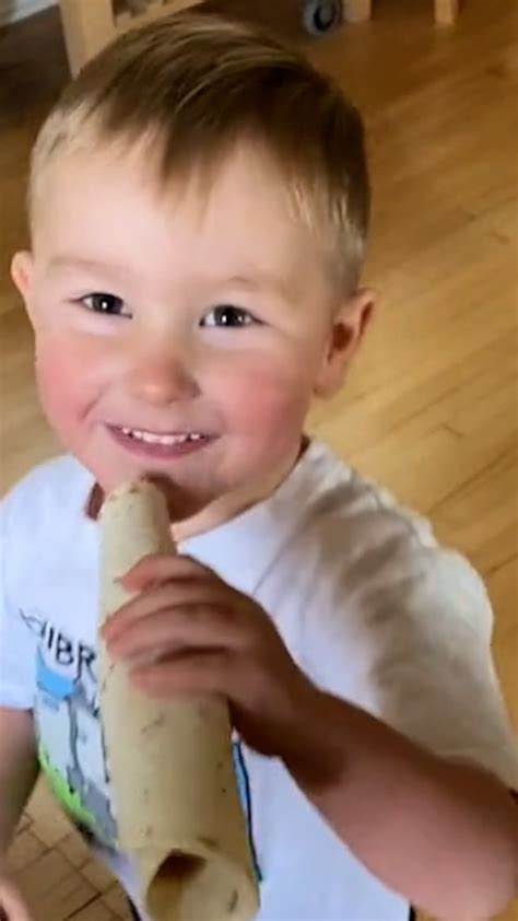 WATCH: This kid’s pure joy over his peanut butter roll-up is truly infectious - Patabook News