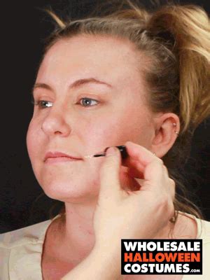 Chelsea Smile Makeup Tutorial | Halloween makeup easy, Makeup tutorial, Halloween costumes makeup