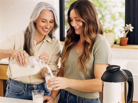 Best Nut Milk Maker in 2024: My Top 5 Picks For Plant-Based Milk