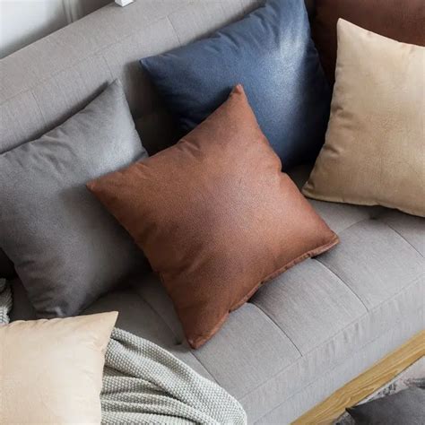 Top 5 Best Throw Pillows for Leather Couch in 2024 - Leather Toolkits