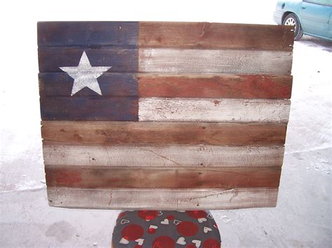 Old barn wood turned into a flag | Barn wood flags, Barn wood crafts ...