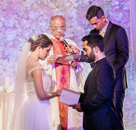 Squash sensation Dipika Pallikal marries cricketer Dinesh Karthik ...