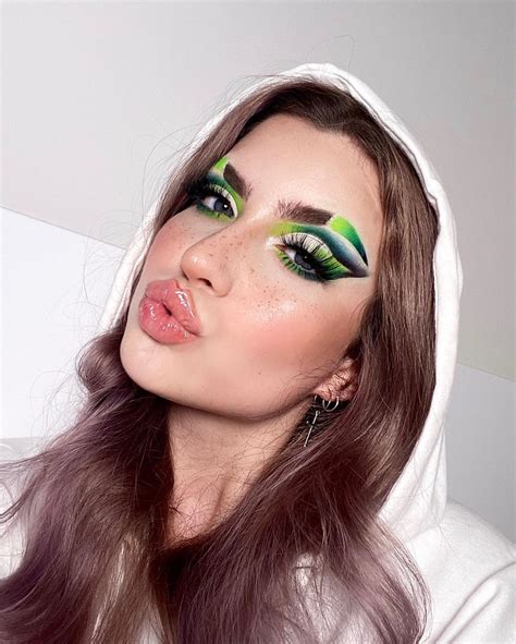 TikTok Makeup Trends That Have Dominated 2020 So Far