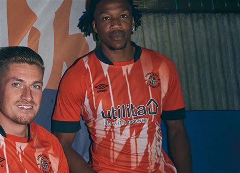 Luton Town 2022-23 Umbro Home Kit - Football Shirt Culture - Latest Football Kit News and More