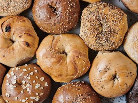 Get the Best Bagels in NYC Delivered to Your Door, Courtesy of Goldbelly | Best bagels, Bagel ...