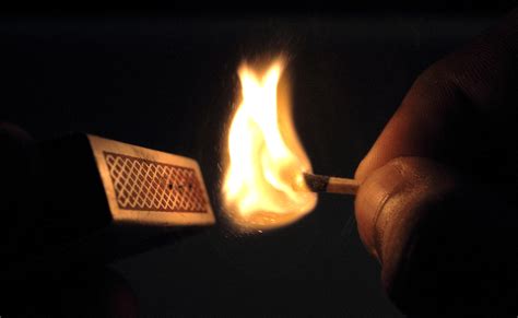 File:Match stick, lit a match, match box, fire.JPG - Wikimedia Commons