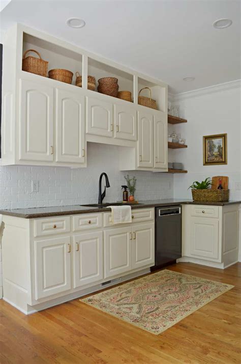 07 Diy Farmhouse Kitchen Cabinets Makeover Ideas In 2 - vrogue.co