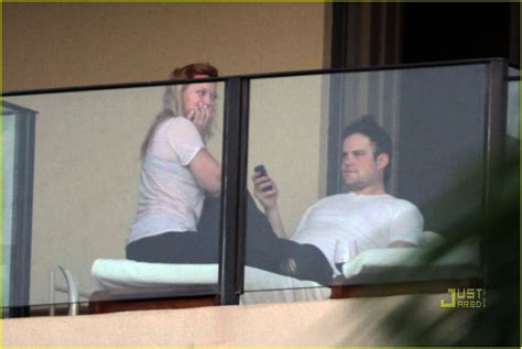 Hilary Duff & Mike Comrie: Proposal - Hilary Duff & Mike Comrie Photo ...