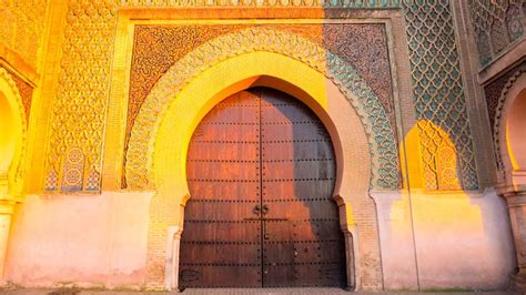 Meknes Morocco Tour: The Bab Mansour Gateway