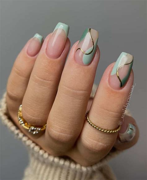 19+ Gorgeous Sage Green Nails To Inspire Your Next Mani [2024]