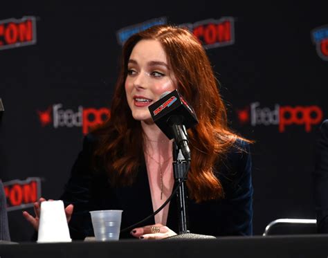 Madison Davenport - "Reprisal" Panel at NYCC 2019 • CelebMafia