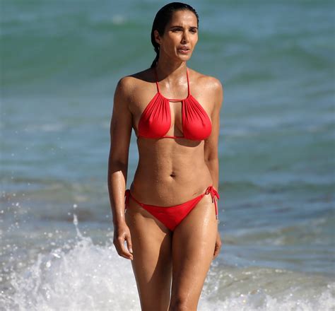 Tulsi Gabbard Hot & Young Sexy Leaked Bikini Pictures - Hot Look