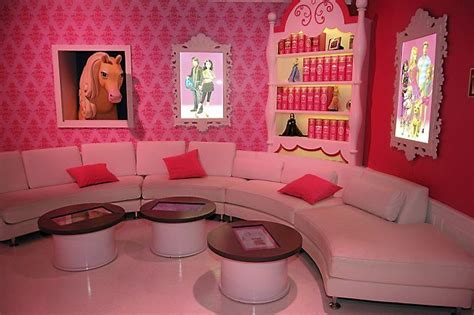 Barbie room, Barbie dream house, Dream living rooms