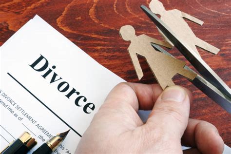 Best Divorce Papers Stock Photos, Pictures & Royalty-Free Images - iStock