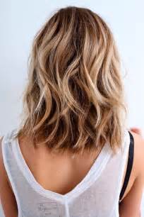 25 Fantastic Easy Medium Haircuts 2024 - Shoulder Length Hairstyles for Women - Pretty Designs