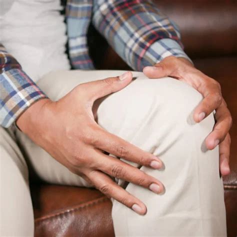 Inside Knee Pain: What Is It and How To Fix It - Gymless