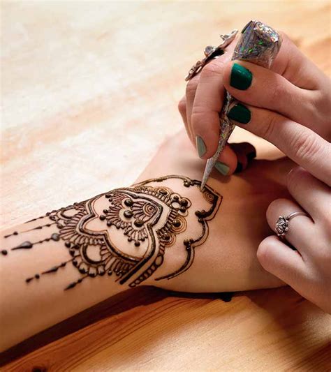 Top 10 Mehndi Artists In Bangalore