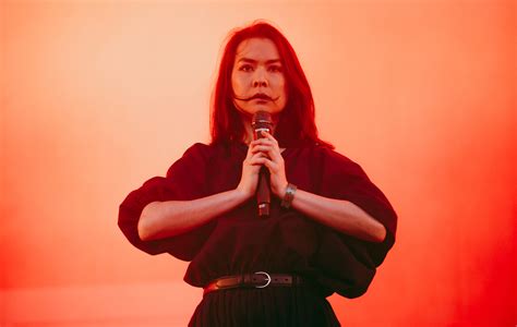 Mitski live at Glastonbury 2022: furiously good debut from dancing rockstar