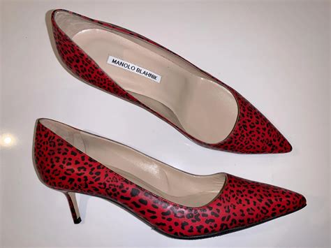 Thrifter snags high-end Manolo Blahnik shoes for just $7.50