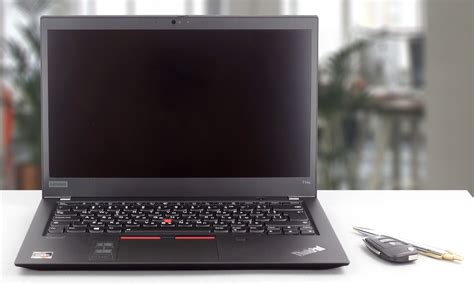 Lenovo ThinkPad T14s review – high-performance processors and a Privacy ...