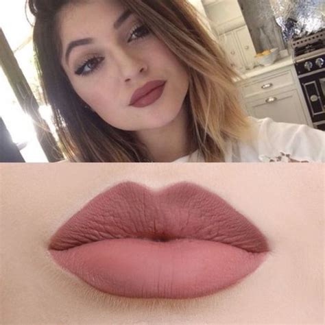 10 Gorgeous MAC Lipsticks for Fair Skin Tones