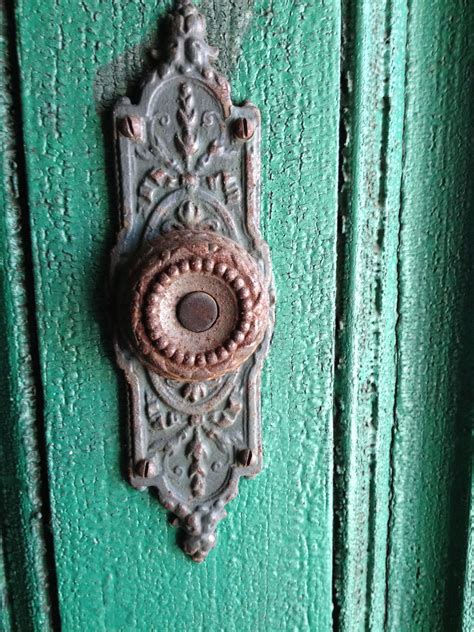 Antique doorbell. Ft William PQ | Doorbell, Antiques, Door handles
