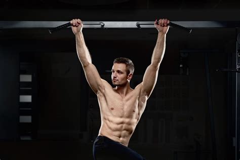 Pull Up Bar Workouts & Progressions - How To Quickly Master The Bar