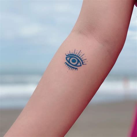 Aggregate 83+ small simple evil eye tattoo - in.coedo.com.vn