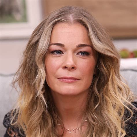 Descubrir 37+ imagen lee ann rimes - Abzlocal.mx