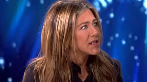 Jennifer Aniston breaks down in tears on Ellen DeGeneres' holiday show | Fox News