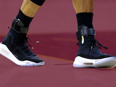 Ankle Brace With Shoes | roiroom.io