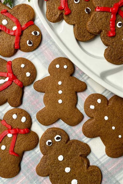 Gingerbread Cookies (German Inspired) - 31 Daily