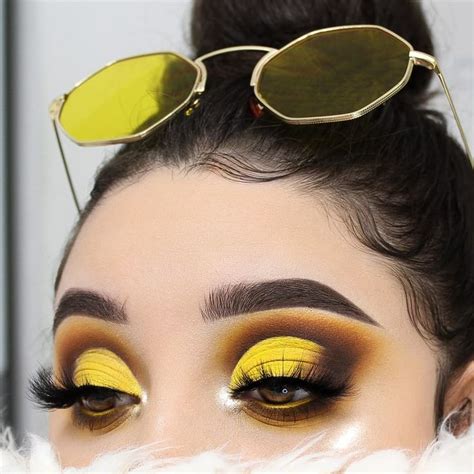 LEGNA on Instagram: "🍯🐝 Oh Honey 🐝🍯. . Products used: Sunglasses ...