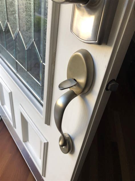 lock - How to remove this door knob? - Home Improvement Stack Exchange