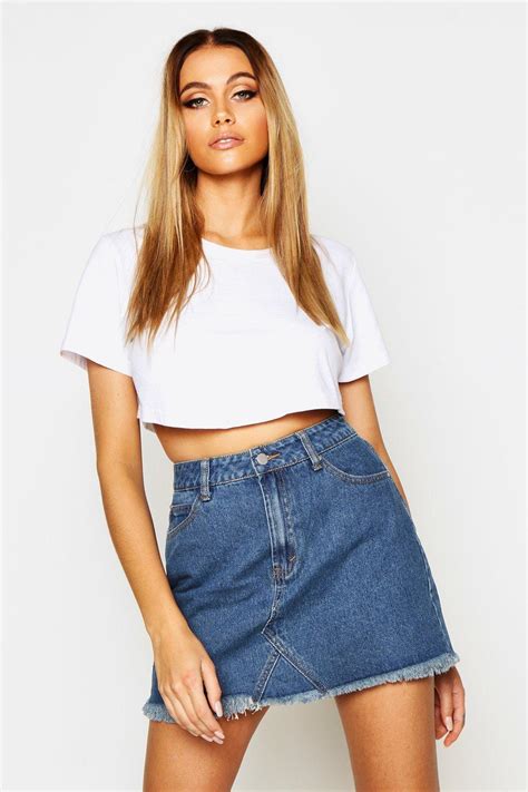 15 Denim Skirt Outfits That We Find SO Cute - Society19