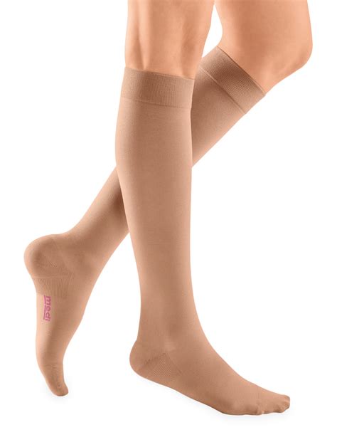 Knee high compression sock - Medi Plus - Self Care Therapy