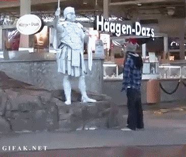 statue funny gif | WiffleGif