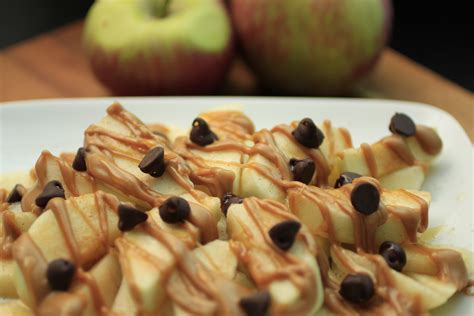 Apple Nachos: The 5-Minute Appetizer You’ve Been Craving – Collegiate Cook