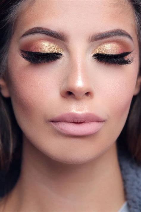 45 Top Rose Gold Makeup Ideas To Look Like A Goddess | Rose gold makeup looks, Gold makeup, Gold ...