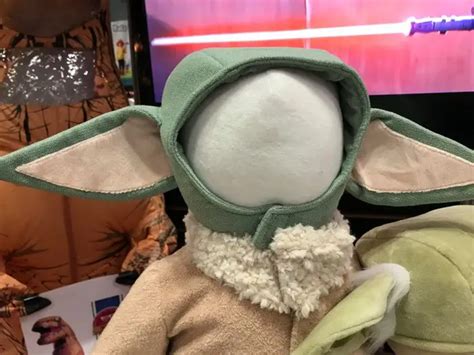 This Baby Yoda Costume Is What We Are Looking Forward To This Halloween | Chip and Company