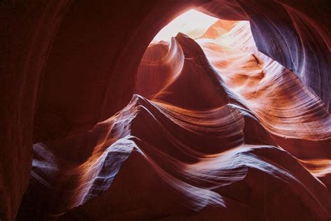 Antelope Canyon Hiking: Trails & Ultimate Guide 2024